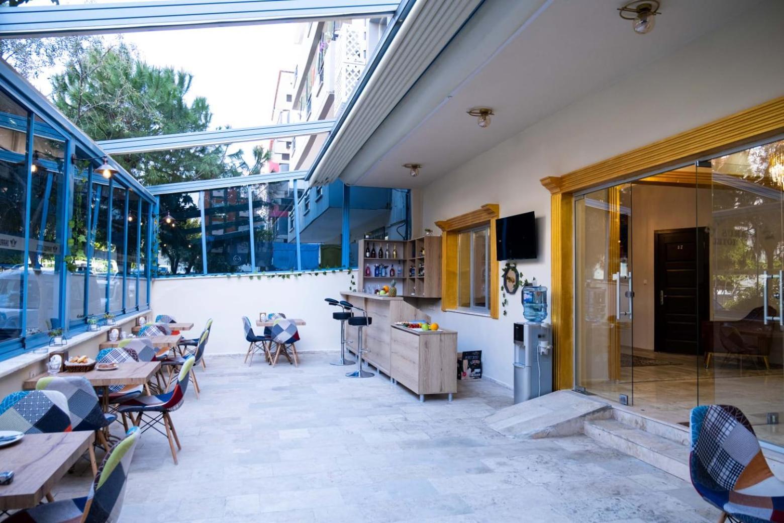 Ikarus Hotel Kusadası Exteriör bild